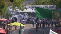 Sindicatos peronistas se movilizan y exigen más empleos en Argentina