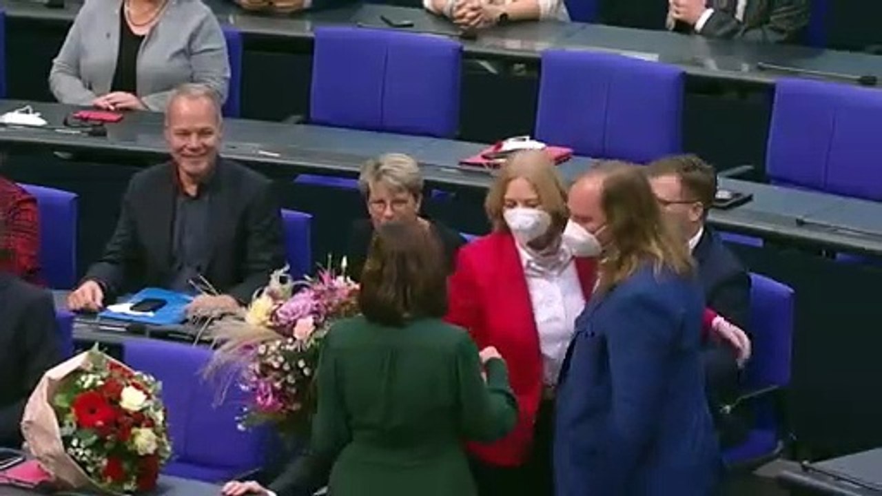 Bundestagspräsidentin Bärbel Bas setzt auf 'neue Bürgernähe'