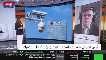 ...ومن جهة هو يحاول أن يظهر استقلاله عن الت...