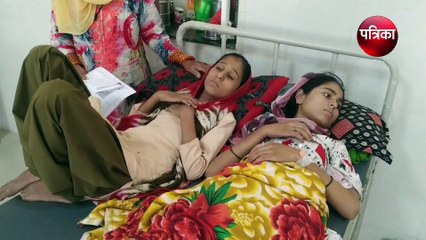 टोंक सआदत अस्पताल की चिकित्सा व्यवस्था हुई बे-पटरी, टैबल व स्ट्रेचर पर हो रहा मरीजों का इलाज