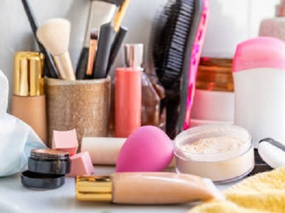 Bitte nicht in den Restmüll: So entsorgst du Beauty-Produkte richtig