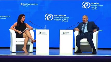 Rus medyası, Putin'e soru soran kadın sunucuyu yerden yere vurdu