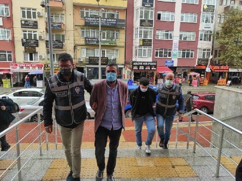SAHTE ALTINLA KUYUMCULARI DOLANDIRAN 2 KİŞİ TUTUKLANDI