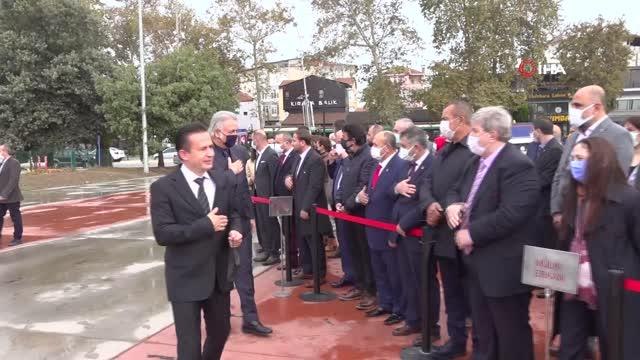 Tuzla'da Muhtarlar Günü sebebiyle çelenk sunma töreni düzenlendi