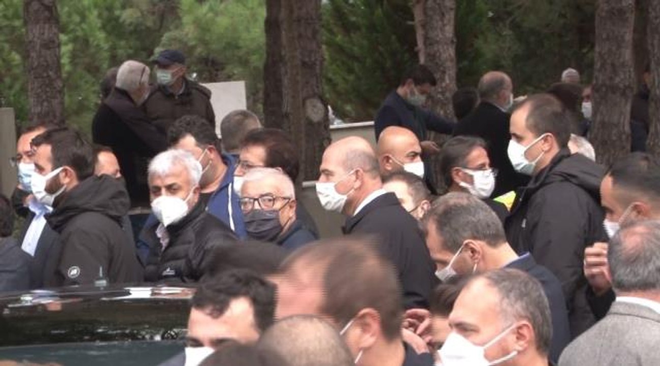 Baykar Yönetim Kurulu Başkanı Özdemir Bayraktar, aile kabristanında defnedildi
