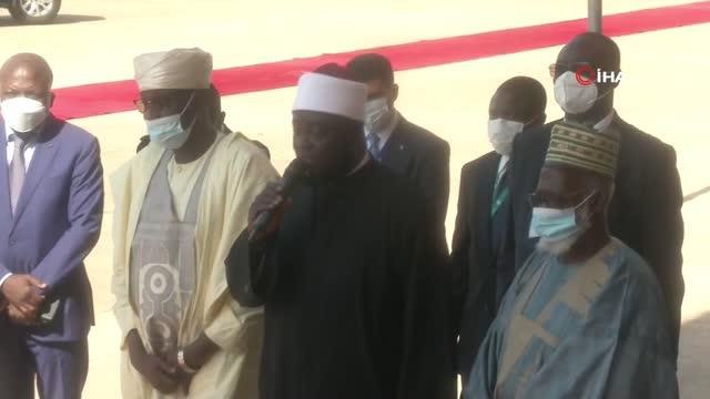 Cumhurbaşkanı Recep Tayyip Erdoğan Togo Cumhurbaşkanı Faure Essozimma Gnassingbe ile düzenlediği ortak basın toplantısında, Togo'nun FETÖ ile...