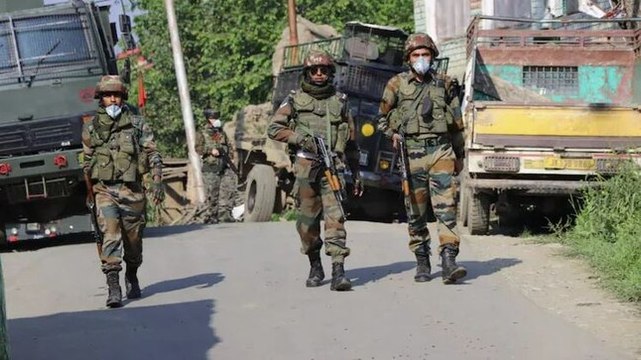 Army surrounds hiding terrorists in J&K's Poonch sector