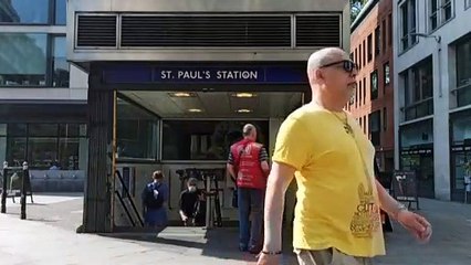 Covid-19 : Russie et Royaume-Uni sont en grande difficulté