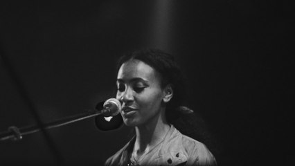 Esperanza Spalding - Formwela 11