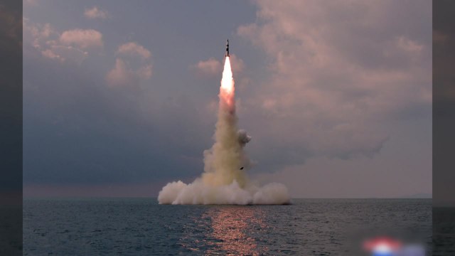 北 신형 SLBM 잠수함서 발사 확인...김정은 불참 / YTN