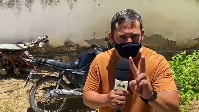 Bandidos fazem família de refém, roubam dinheiro e abandonam moto, na região de Pombal