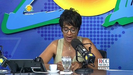 Solo Para Mujeres: Isabel II rechaza el premio "Anciana del año" porque no se siente vieja