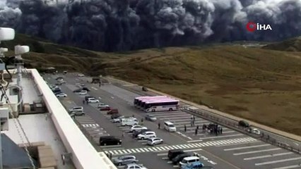 Japonya’da volkanik hareketlilik alarmı: Aso Yanardağı'nda patlama meydana geldi