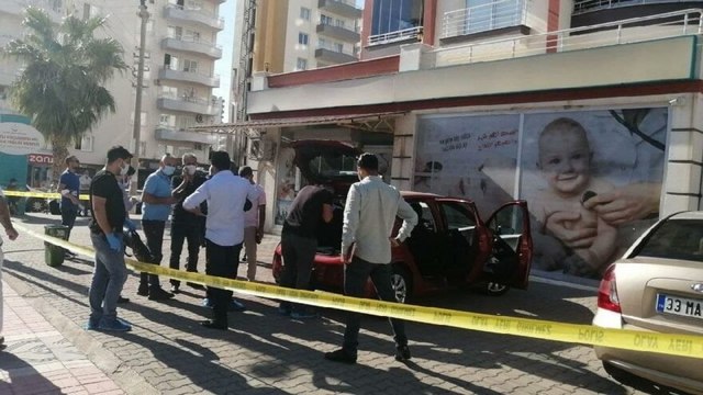 Doktor pompalı tüfekle doktor öldürdü