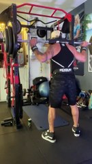 —Gear from @bodyengineers —Happy Friday Everyone ! —Salut la famille, j’espère que vous allez bien ? Voici mon entraînement Jambes de ce vendredi matin, j’aime les entraîner le matin ces petites jambes de . Bon entraînement! —SAVE This Leg Day
