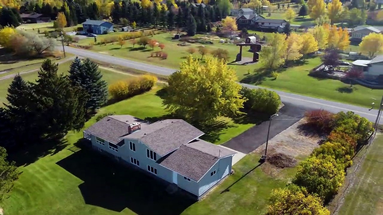 Aerial real estate video | 9439 Haggerty Lane | Bozeman, Montana