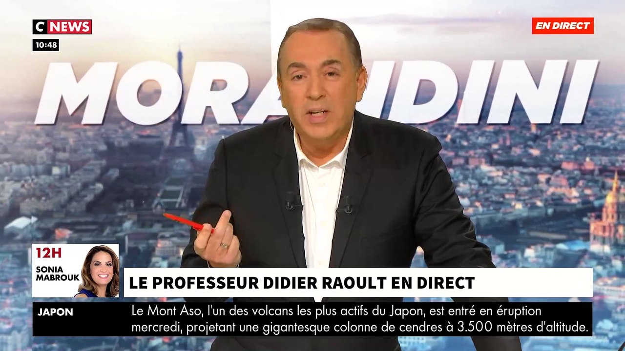Regardez ce moment de direct surréaliste où Jea...