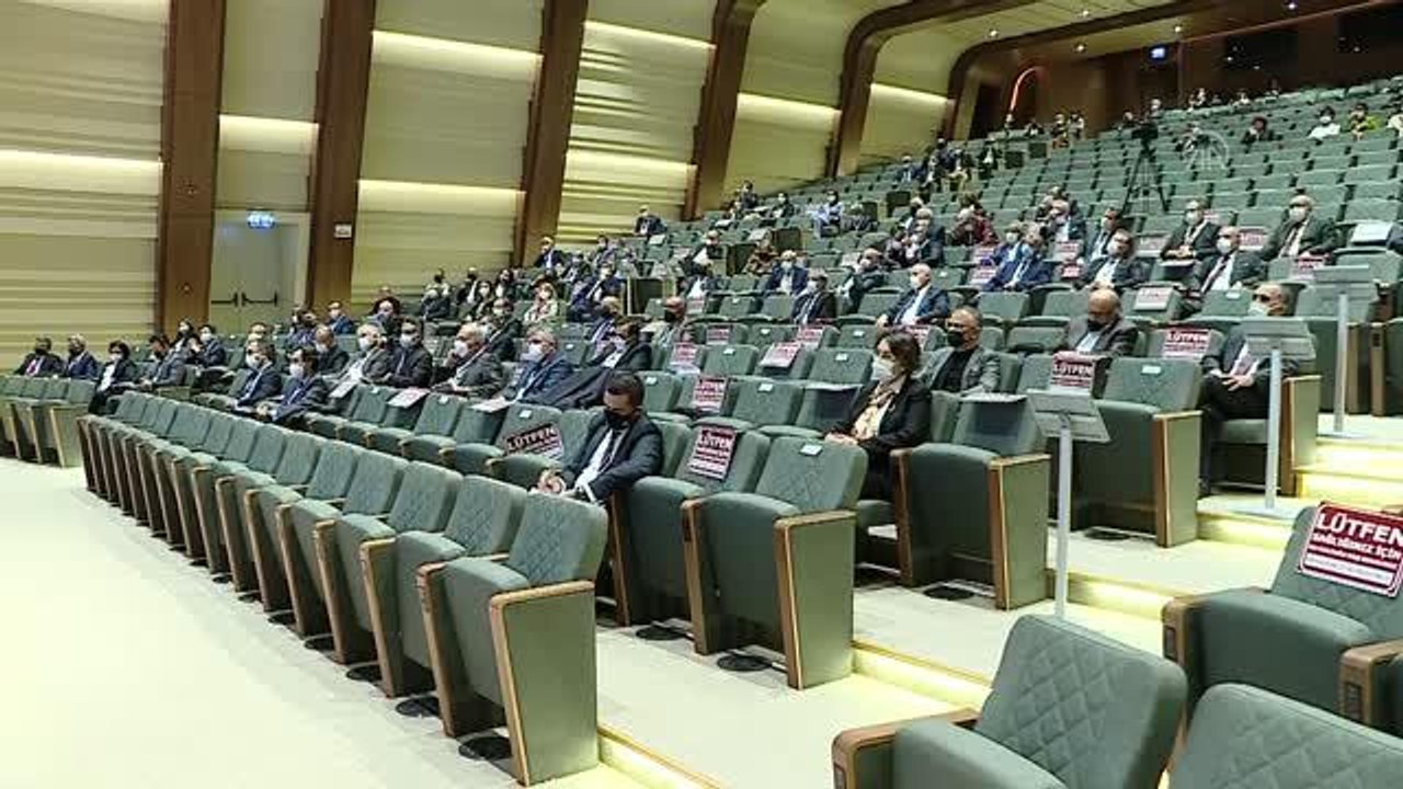 Yargıtay Başkanı Akarca, Vergi Suçlarında Uygulama Sorunları Sempozyumu'nda konuştu