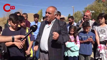 Okula ulaşmak için her gün kendi imkanlarıyla 30 kilometre yol gidiyorlar