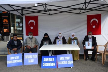 Muş'ta evlat nöbetine 2 aile daha katıldı