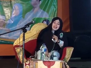 Ceramah ustadzah aah yang bikin ketawa jemaah
