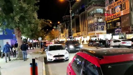 Van peş peşe depremlerle sarsıldı