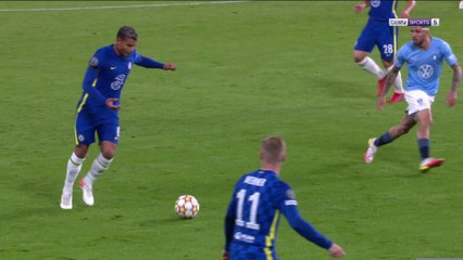 Ligue des Champions : le caviar de Thiago Silva pour la reprise de Christensen !