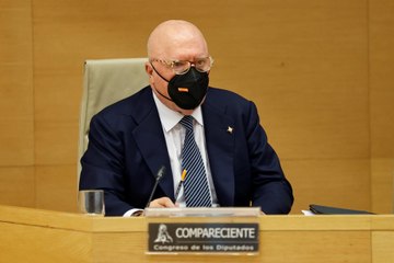 Villarejo entra al trapo de Rufián y habla de "inhibidores de testosterona" para Juan Carlos