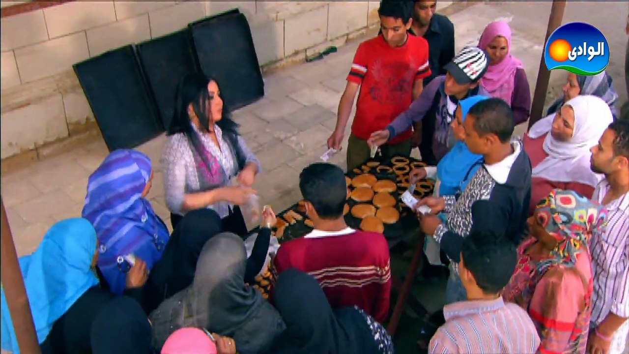 سمية الخشاب ( صافيه ) كلت الجو من فيفي عبده في...