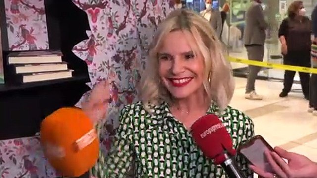 Eugenia Martínez de Irujo presenta su colección de papelería