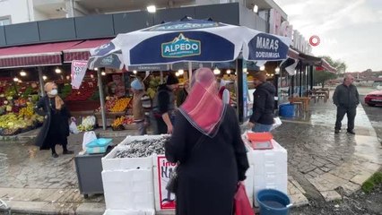 Hamsinin fiyatı 10 liraya düştü, vatandaşların yüzü güldü