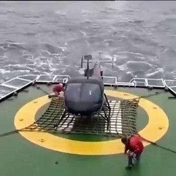 Un hélico perd contrôle et a failli tuer un homme !