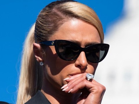 Gewürgt und geschlagen : Paris Hilton spricht über Missbrauch