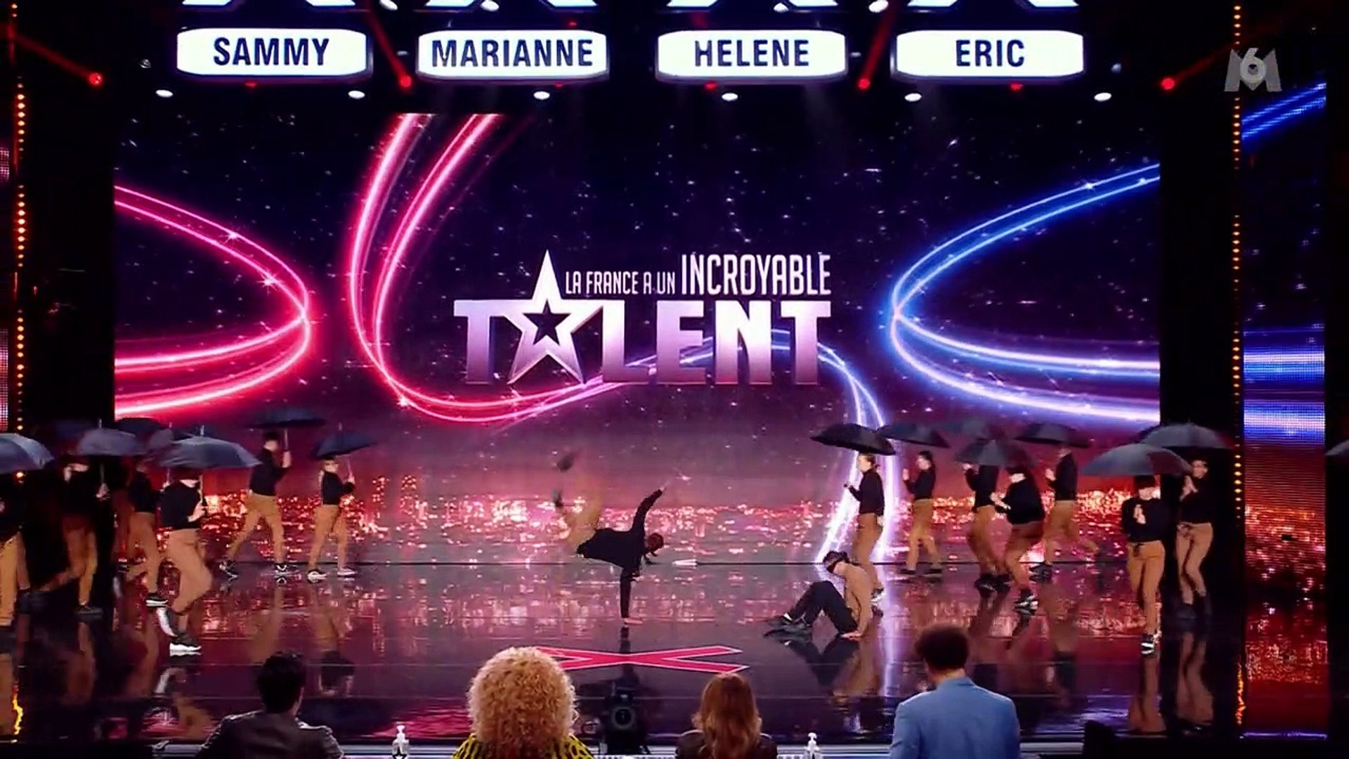 La France a un incroyable talent" : un danseur aveugle émeut le jury aux  larmes - Vidéo Dailymotion