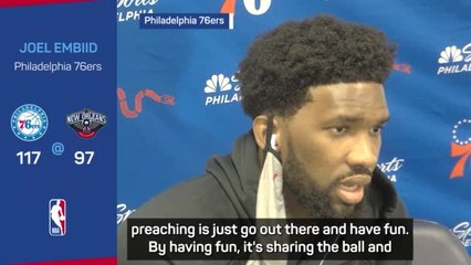 下载视频: 'Go out and have fun' - Embiid unfazed by Simmons drama after 76ers win opener