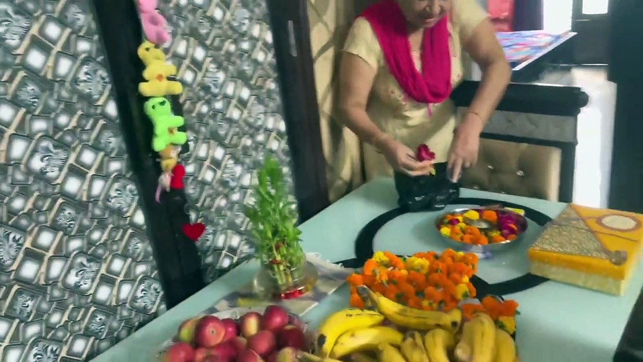 Hari Sang Kirtan _ Prabhat Feri _ Bhagwan ke Darshan_ Hari Bol _ Jai Shri Krishna _