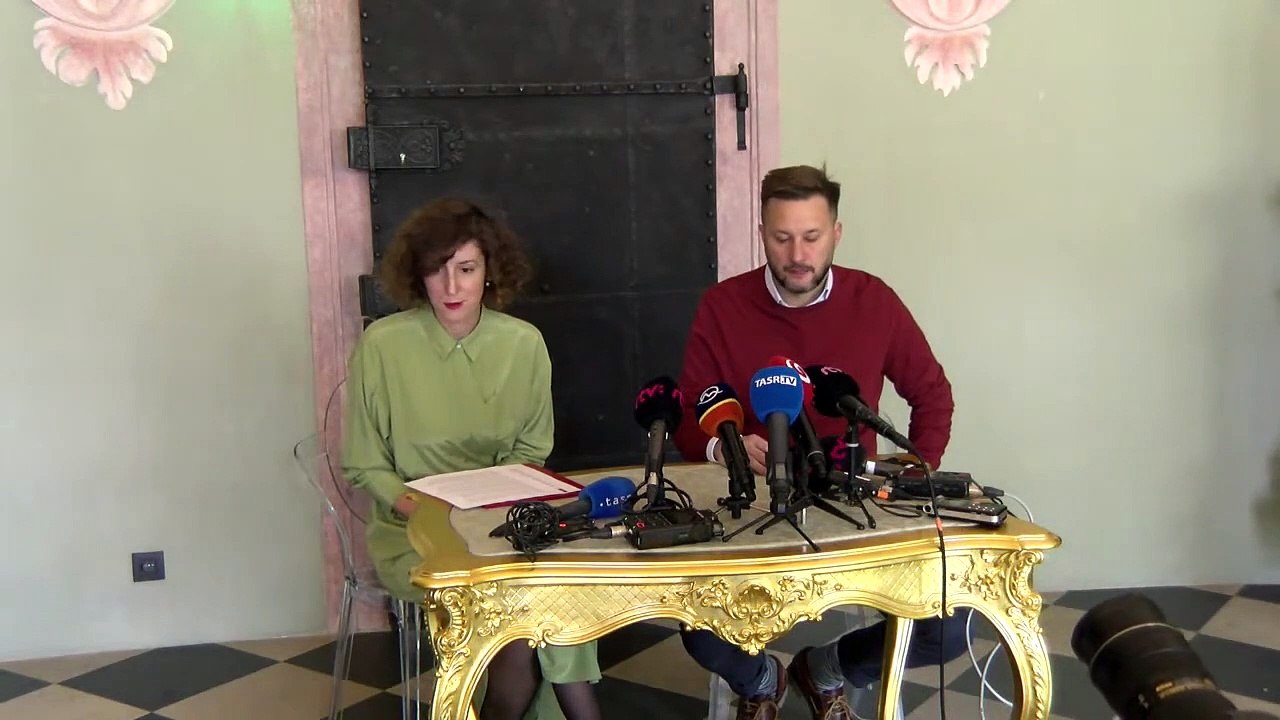 ZÁZNAM: Otvorenie časovej schránky z Michalskej veže - brífing Múzea mesta Bratislavy