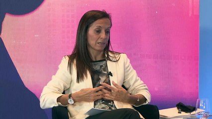 Teresa Ribera sostiene que la crisis exige invertir en las personas