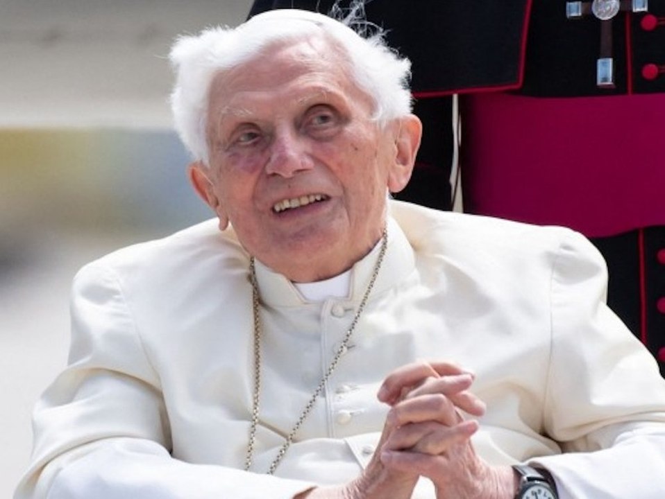 'Absolut lebensfroh': Papst Benedikt XVI. hat doch keinen Todeswunsch