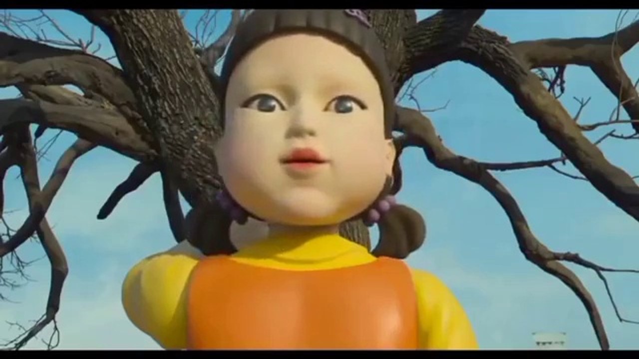 Squid Game Red Light Green Light Scene || Netflix Squid Game Web Series 2021