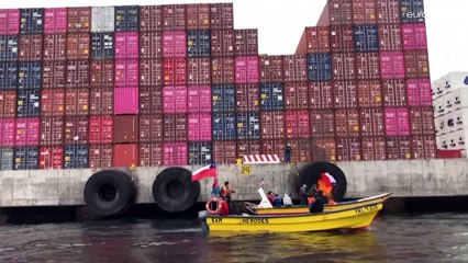 Pescadores chilenos exigen volver al Puerto de Valparaíso tras ocho años de espera