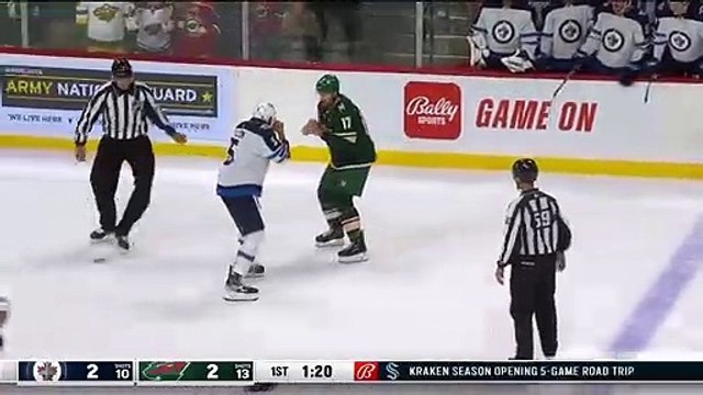Pelea en la NHL y no van a dar crédito cómo empezó