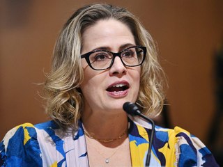 5 Military Veterans on Sen. Kyrsten Sinema’s Advisory Board Resign
