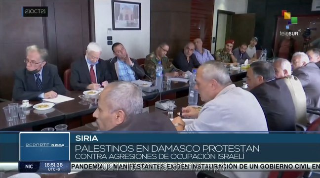 Palestinos residentes en Siria protestan por los contínuos crímenes del Ejército de Israel