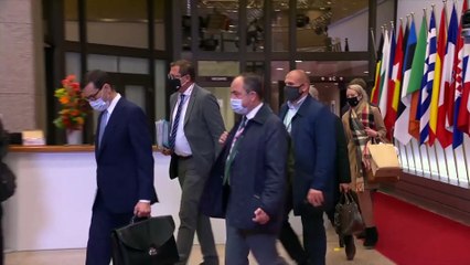 Részsiker péntek hajnalra az uniós csúcson