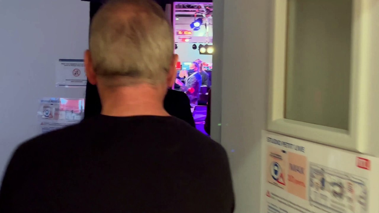 Laurent Baffie et Bob Sinclar font la "teuf" dans "On Refait La Télé" !