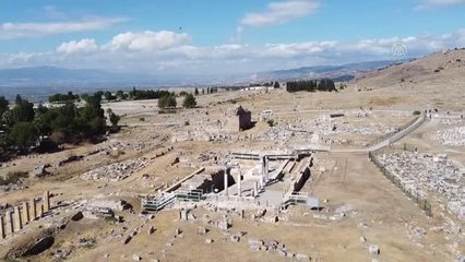 DENİZLİ -İtalyan arkeolog "kalbim" dediği Hierapolis'ten kopamadı