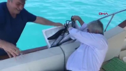 SELÇUK BAYRAKTAR'DAN DUYGULANDIRAN PAYLAŞIM