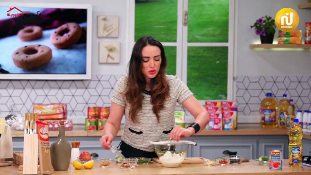 Spaghetti aux olives, salade de concombre et pomme, Samssa aux fruits secs - Koujinet Romdhan 3 EP 4