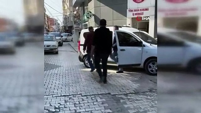 Polis aracı kurşunlamış gibi video çekti, gözaltına alındı